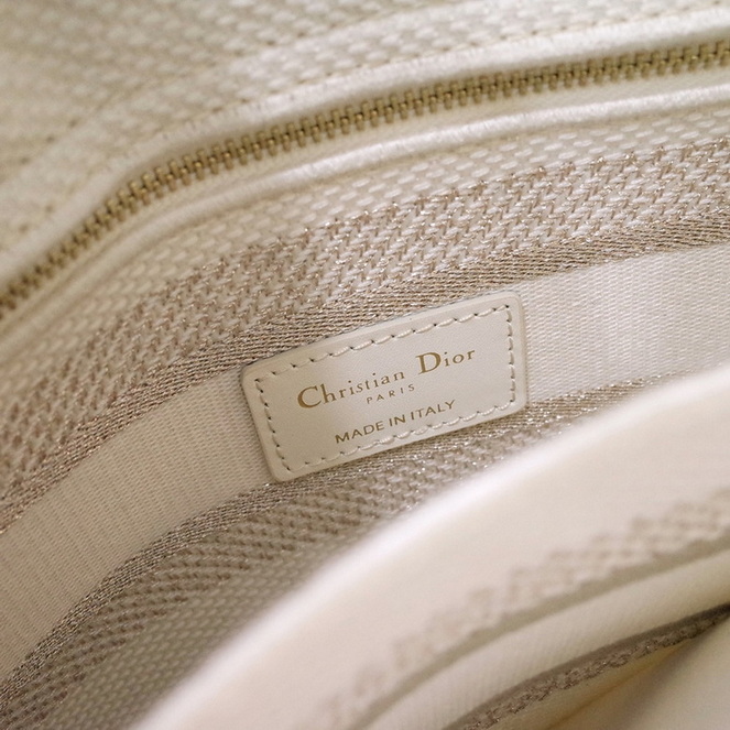 Dior Handbags AAA(Women)-178
