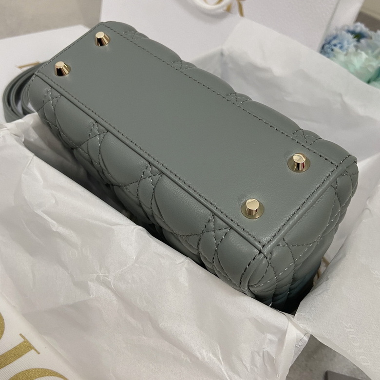 Dior Handbags AAA(Women)-129