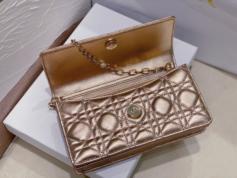 Dior Handbags AAA(Women)-186