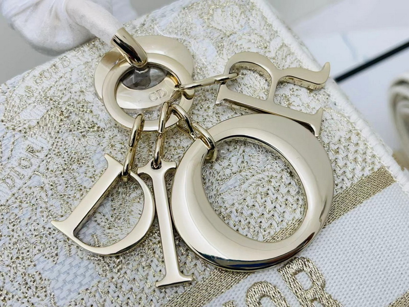 Dior Handbags AAA(Women)-194