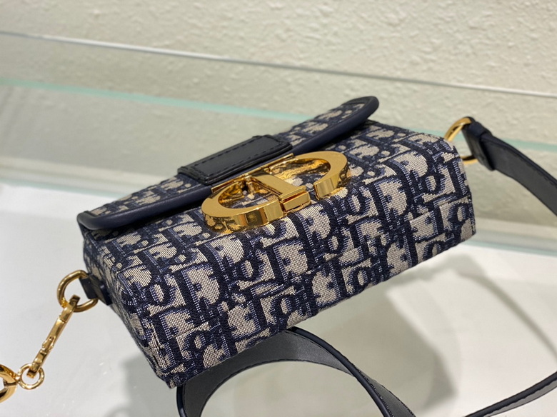 Dior Handbags AAA(Women)-195