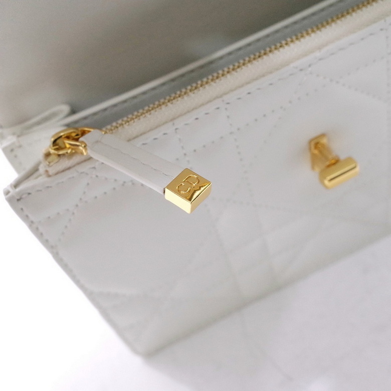 Dior Handbags AAA(Women)-196