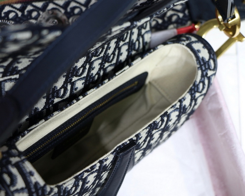 Dior Handbags AAA(Women)-198