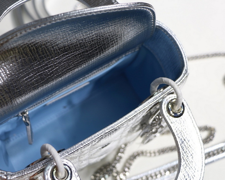 Dior Handbags AAA(Women)-200