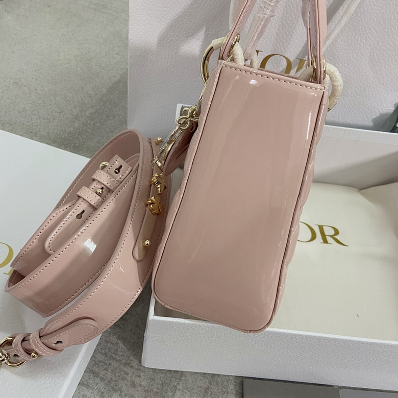 Dior Handbags AAA(Women)-131