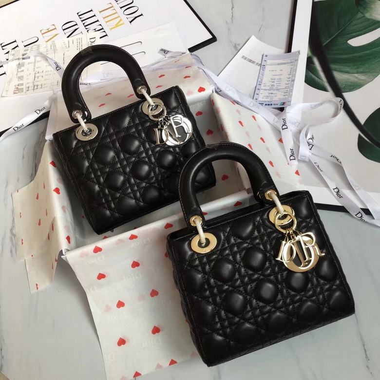 Dior Handbags AAA(Women)-207