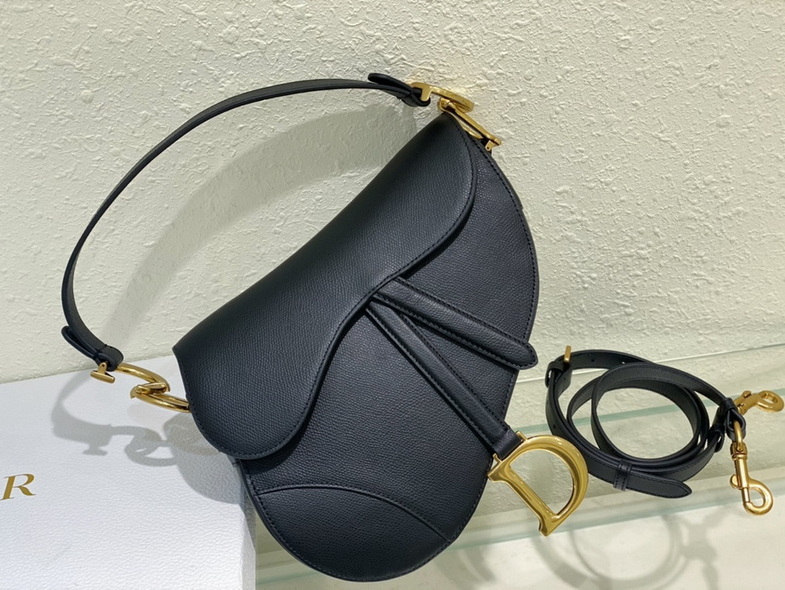 Dior Handbags AAA(Women)-211