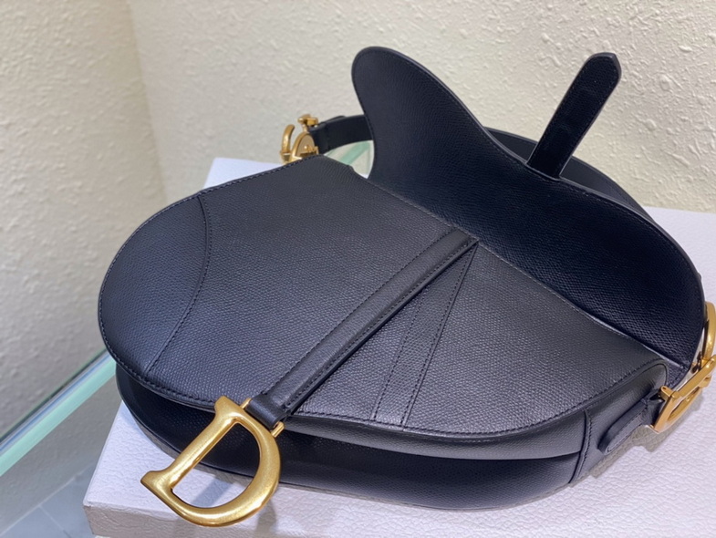 Dior Handbags AAA(Women)-211