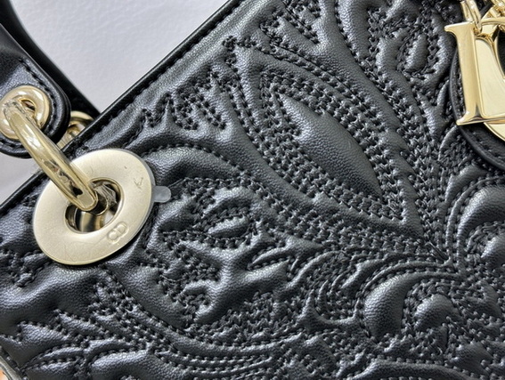 Dior Handbags AAA(Women)-214