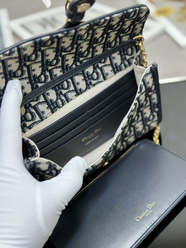 Dior Handbags AAA(Women)-215