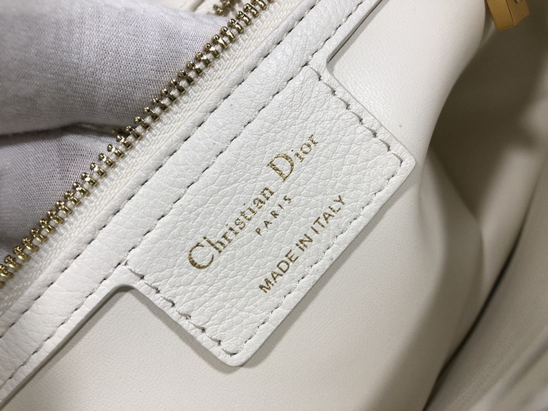 Dior Handbags AAA(Women)-219