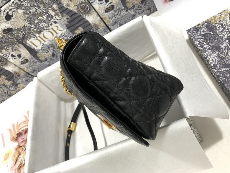 Dior Handbags AAA(Women)-220