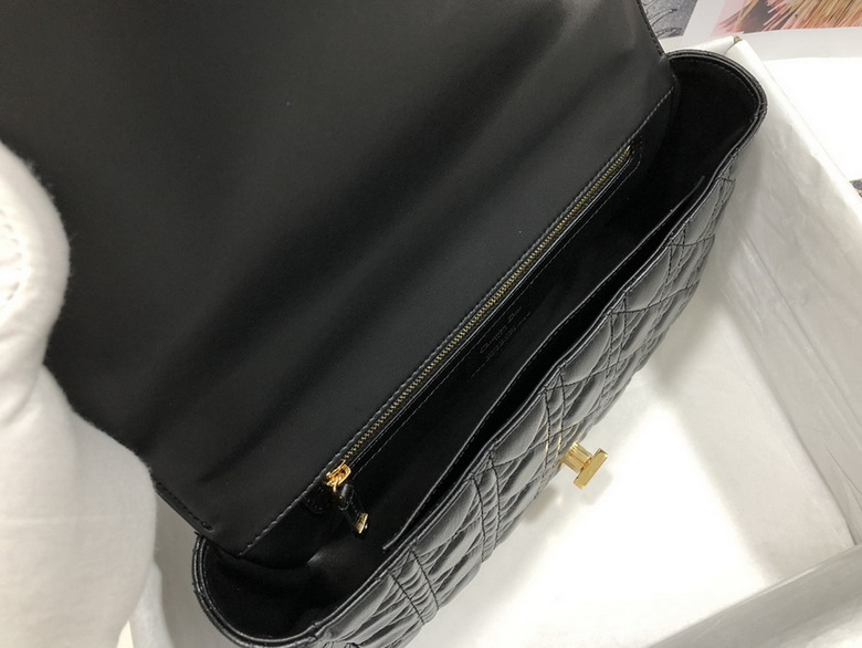 Dior Handbags AAA(Women)-220