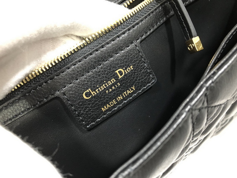 Dior Handbags AAA(Women)-220