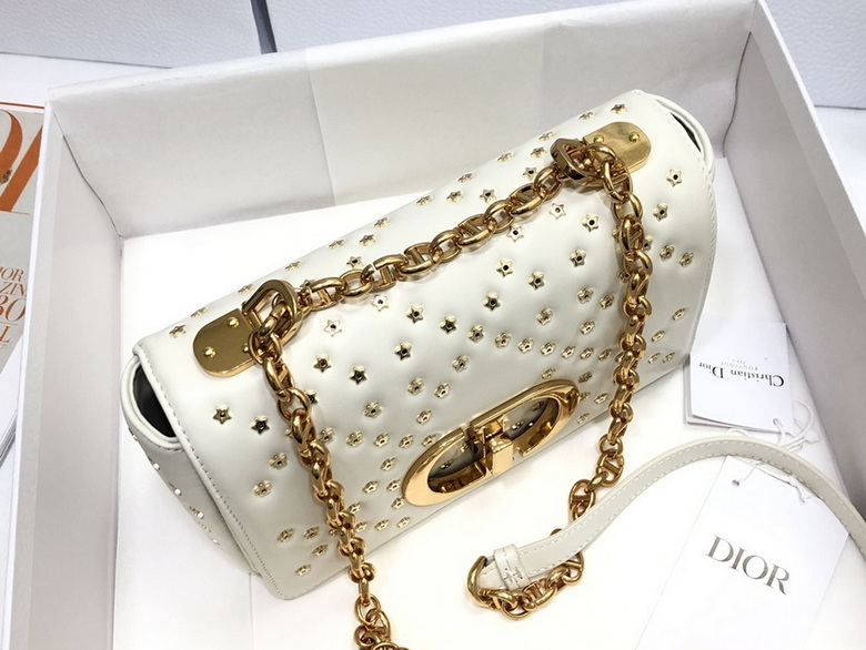 Dior Handbags AAA(Women)-221