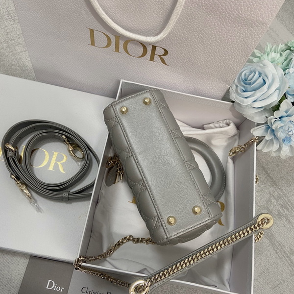 Dior Handbags AAA(Women)-475