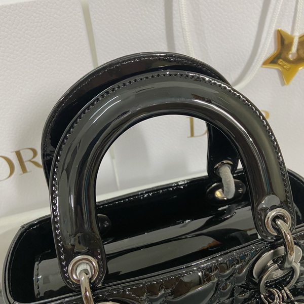 Dior Handbags AAA(Women)-476