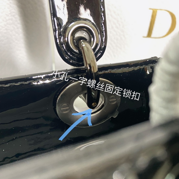 Dior Handbags AAA(Women)-476