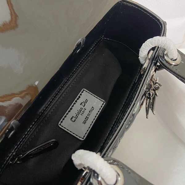 Dior Handbags AAA(Women)-476