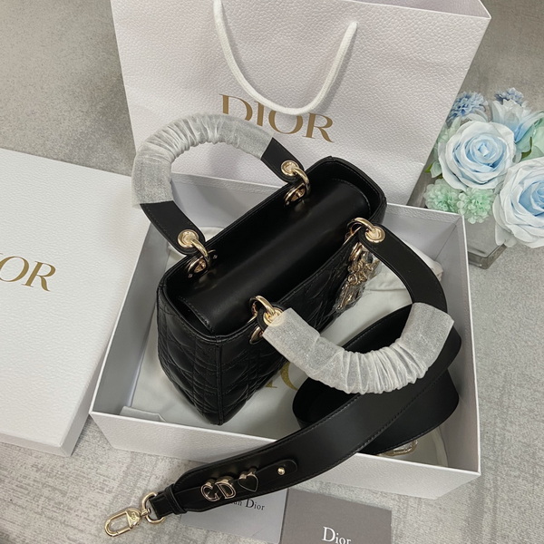 Dior Handbags AAA(Women)-477