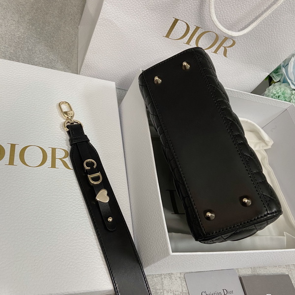 Dior Handbags AAA(Women)-477
