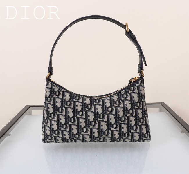 Dior Handbags AAA(Women)-478
