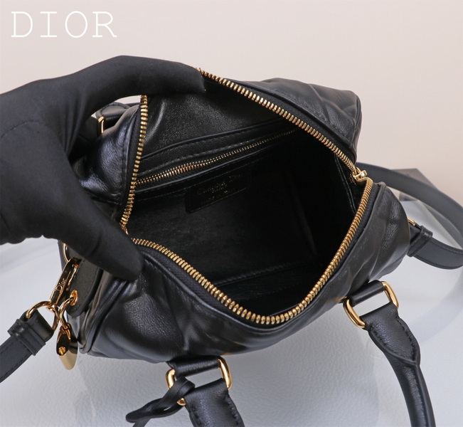 Dior Handbags AAA(Women)-488