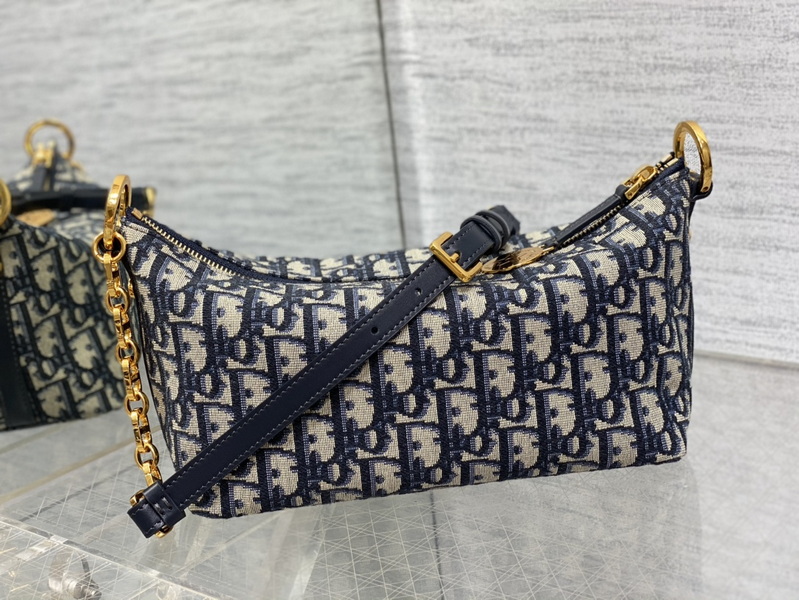 Dior Handbags AAA(Women)-492