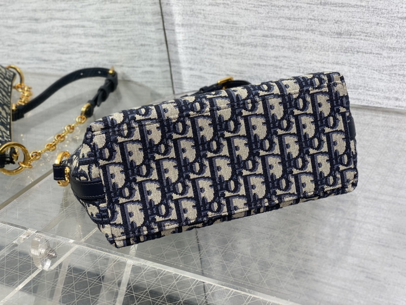 Dior Handbags AAA(Women)-492