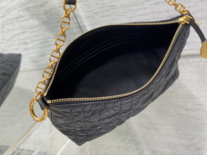 Dior Handbags AAA(Women)-493