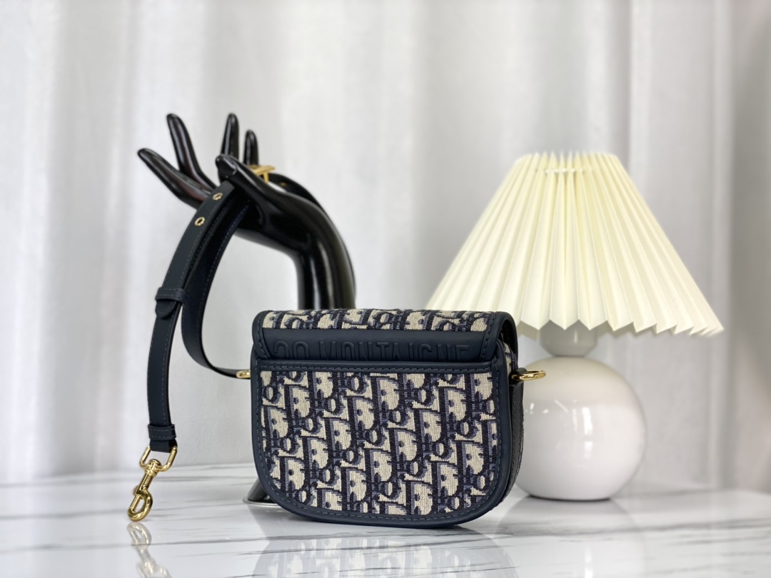 Dior Handbags AAA(Women)-494