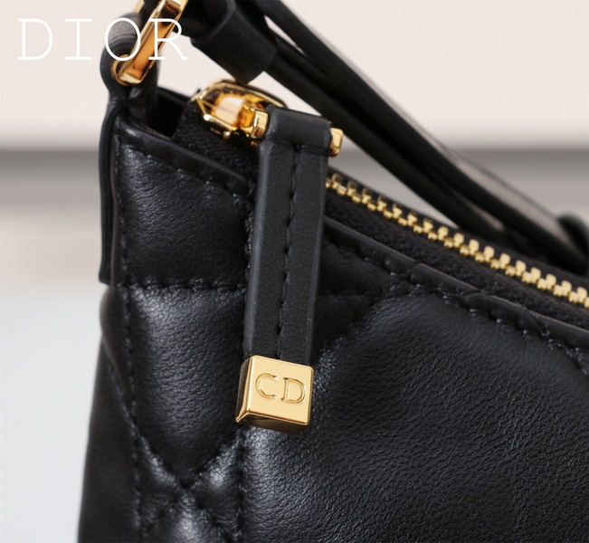 Dior Handbags AAA(Women)-513