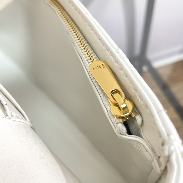 Dior Handbags AAA(Women)-515