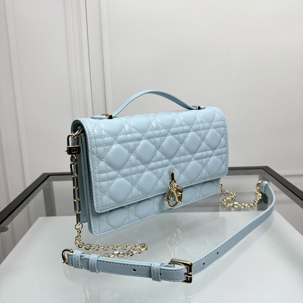 Dior Handbags AAA(Women)-518