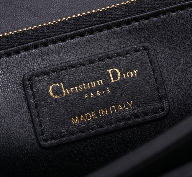 Dior Handbags AAA(Women)-523