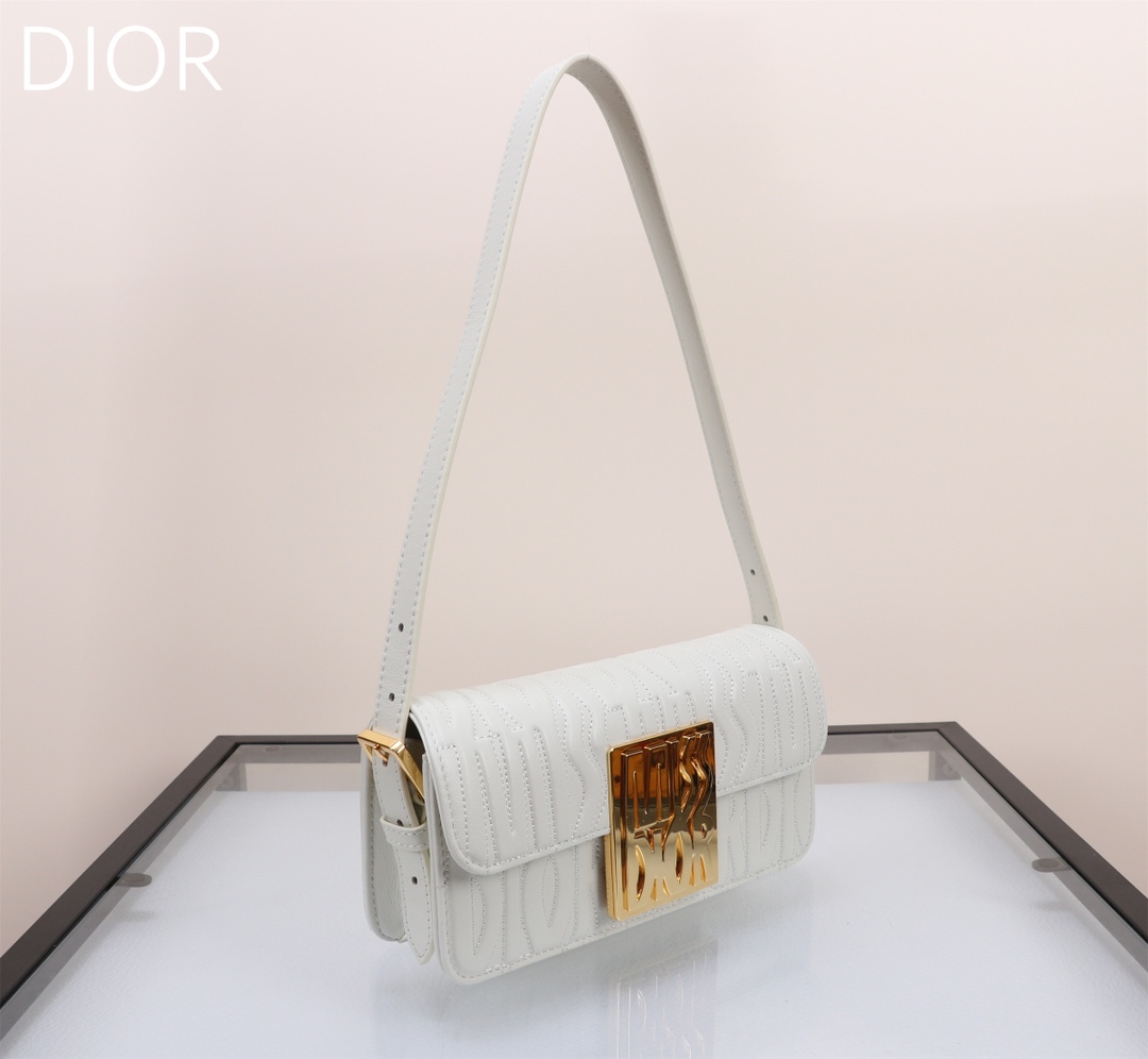 Dior Handbags AAA(Women)-524
