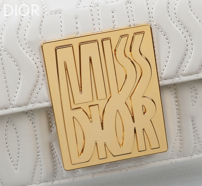 Dior Handbags AAA(Women)-524