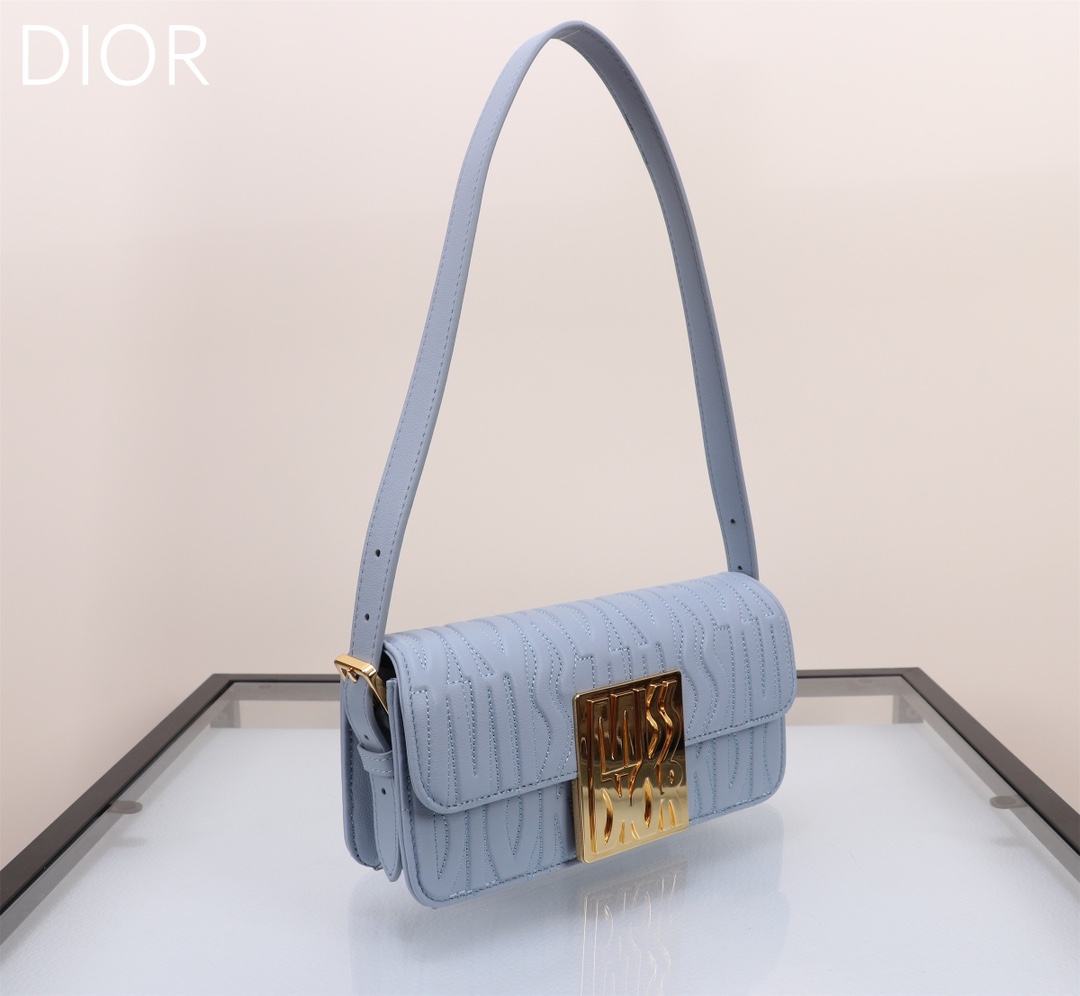 Dior Handbags AAA(Women)-526