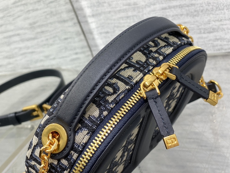 Dior Handbags AAA(Women)-530