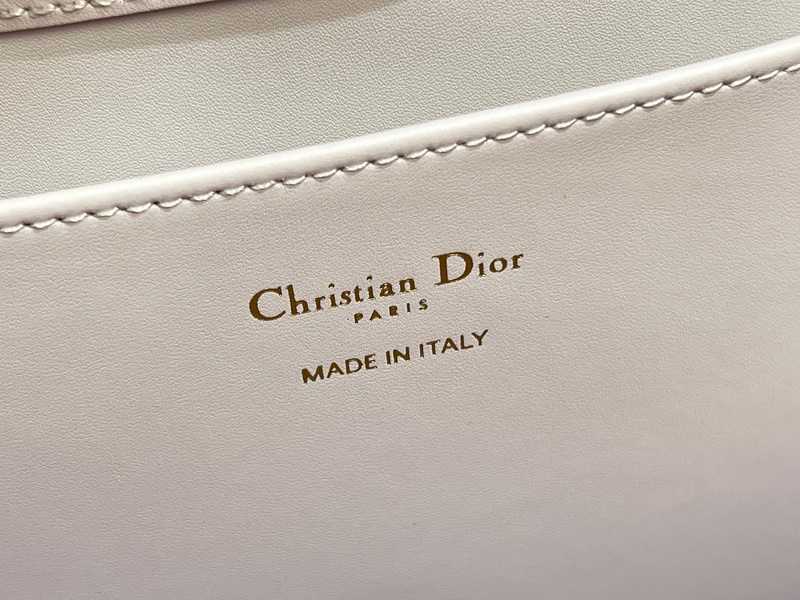 Dior Handbags AAA(Women)-539
