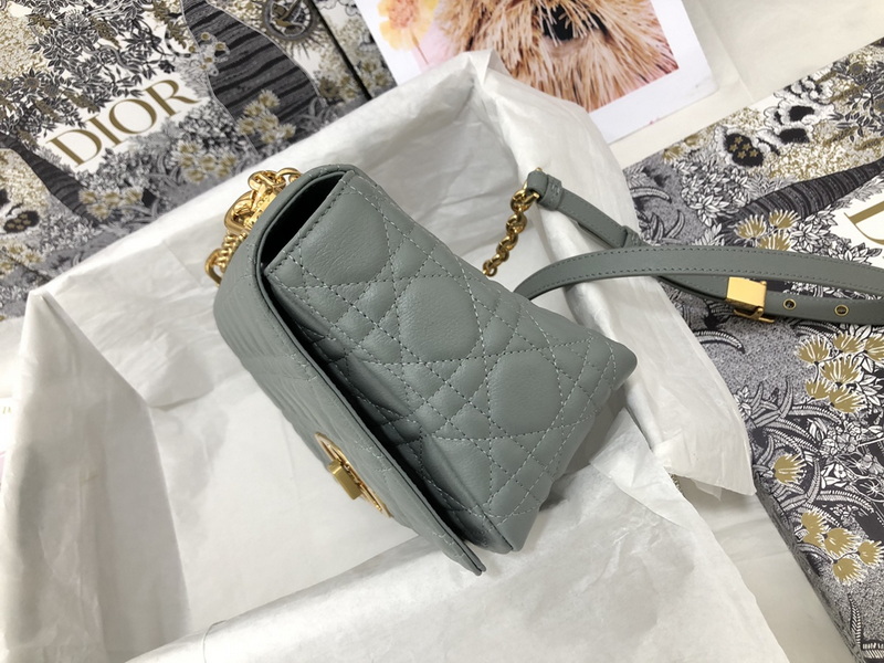 Dior Handbags AAA(Women)-548