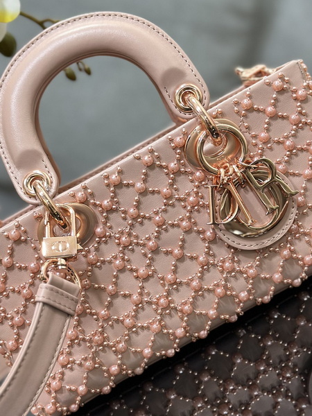 Dior Handbags AAA(Women)-550