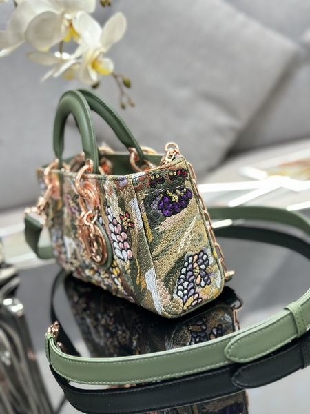 Dior Handbags AAA(Women)-551