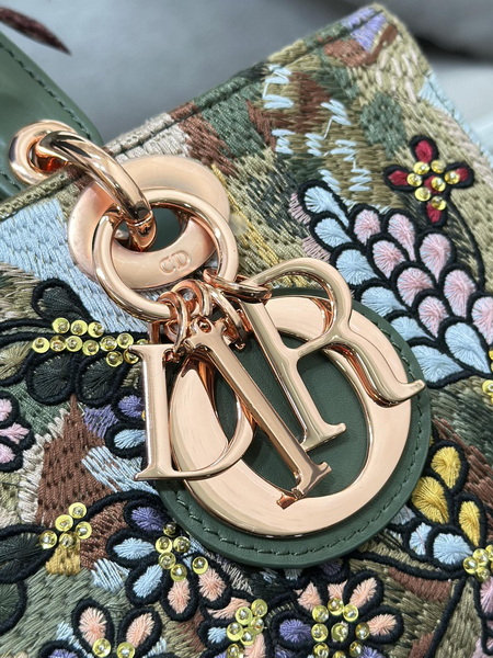 Dior Handbags AAA(Women)-551