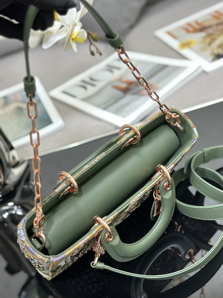 Dior Handbags AAA(Women)-551