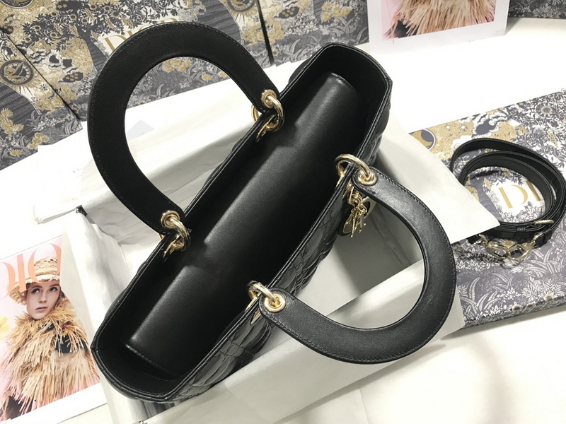 Dior Handbags AAA(Women)-552