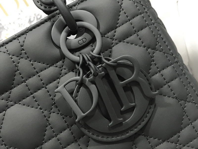 Dior Handbags AAA(Women)-556