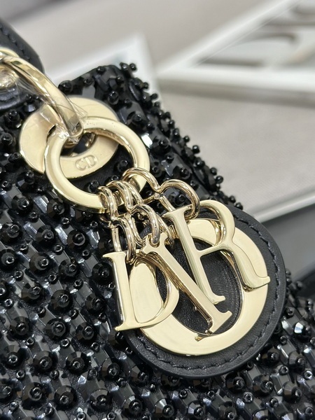 Dior Handbags AAA(Women)-557