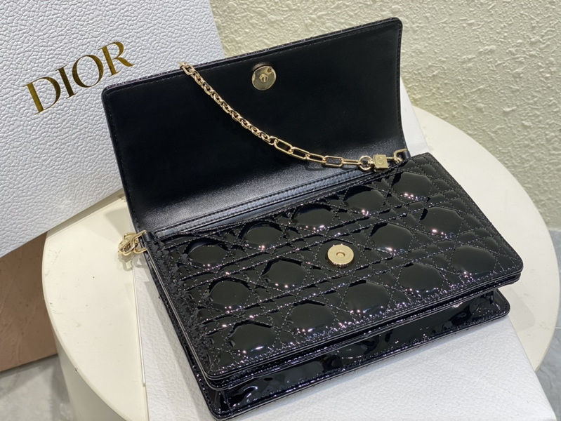 Dior Handbags AAA(Women)-559