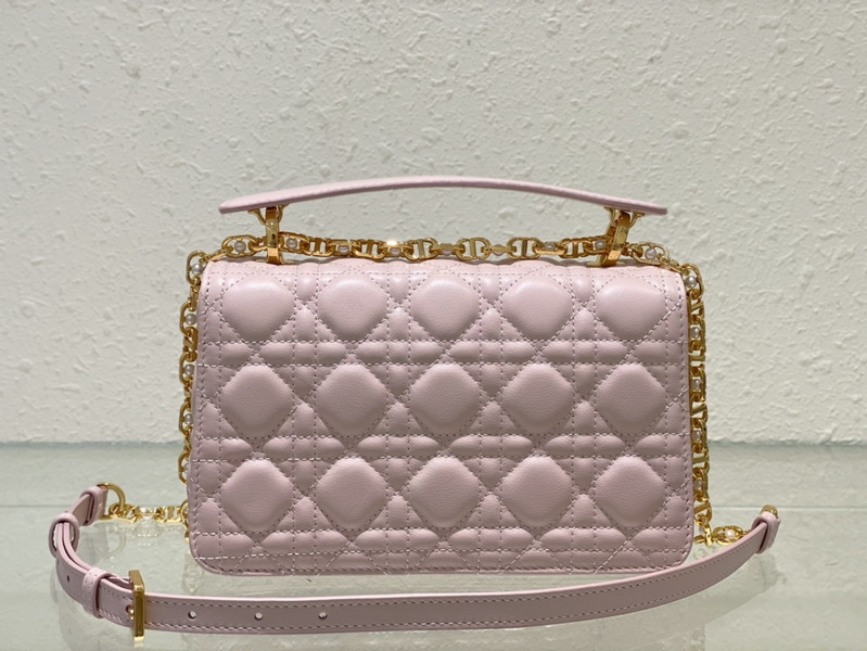Dior Handbags AAA(Women)-560
